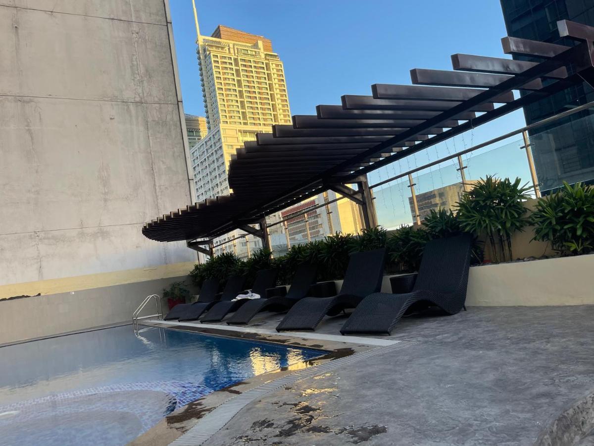 Poolside Family Room Greenbelt Makati Makati City Buitenkant foto